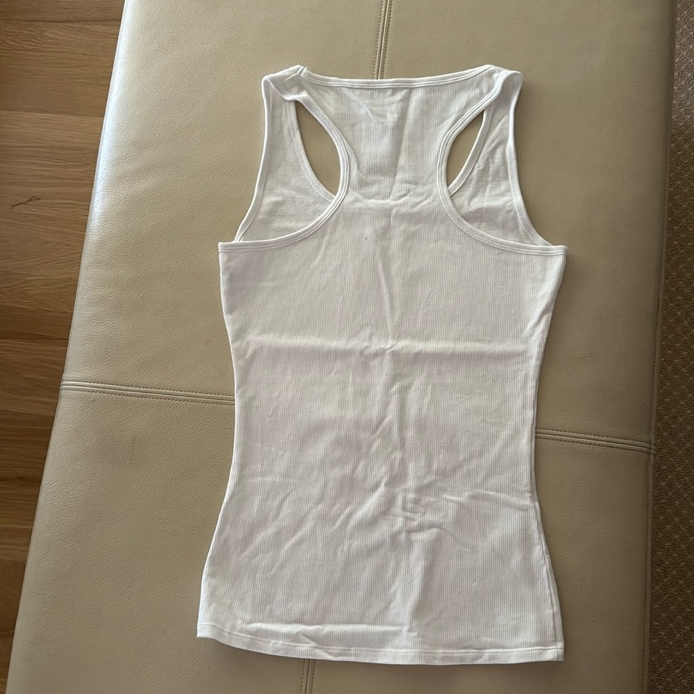 Yummie Tummie White, size S, ribbed tank - Picture 2 of 4